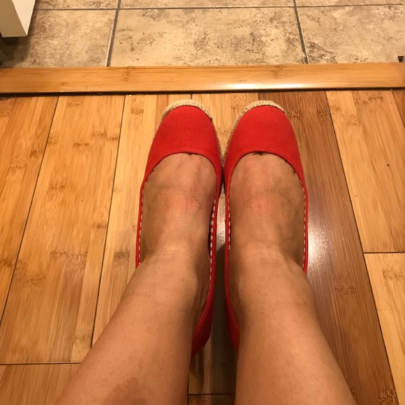 Red Espadrille Wedges - 5.5 - Picture 2 of 6